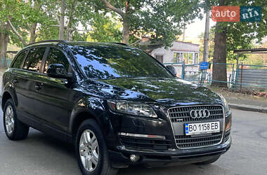 Внедорожник / Кроссовер Audi Q7 2007 в 