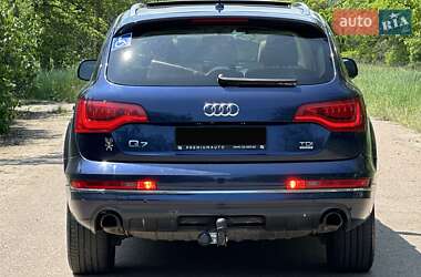 Внедорожник / Кроссовер Audi Q7 2012 в 
