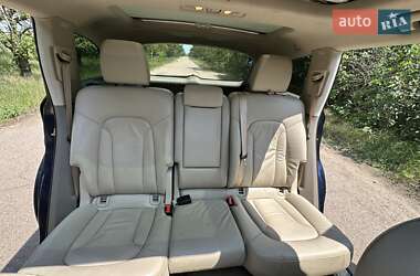 Внедорожник / Кроссовер Audi Q7 2012 в 