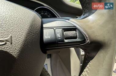 Внедорожник / Кроссовер Audi Q7 2012 в 