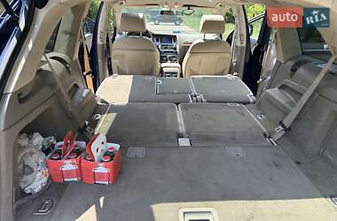 Внедорожник / Кроссовер Audi Q7 2012 в 