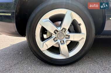 Внедорожник / Кроссовер Audi Q7 2012 в 