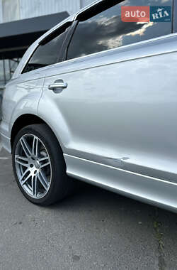 Позашляховик / Кросовер Audi Q7 2007 в 