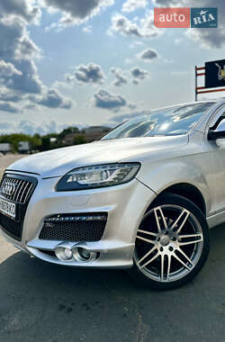 Позашляховик / Кросовер Audi Q7 2007 в 