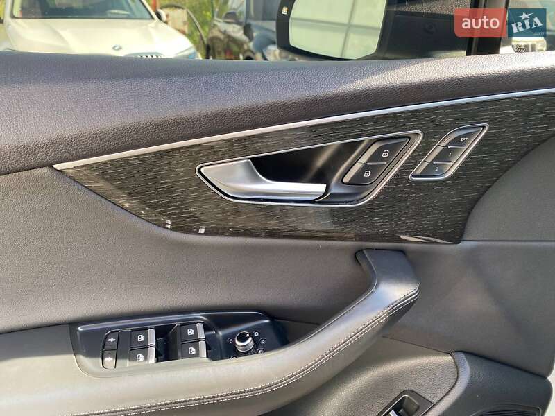 Внедорожник / Кроссовер Audi Q7 2020 в Львове