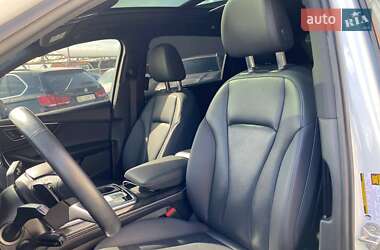 Внедорожник / Кроссовер Audi Q7 2020 в 