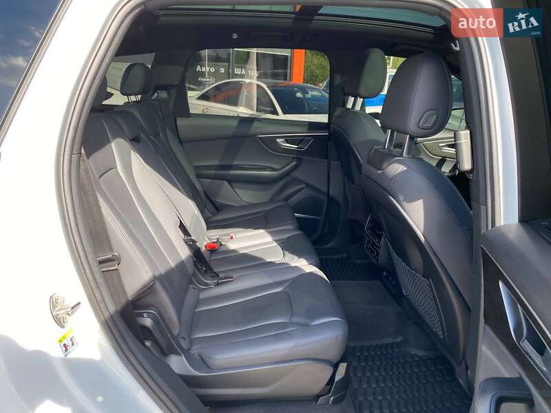 Внедорожник / Кроссовер Audi Q7 2020 в Львове