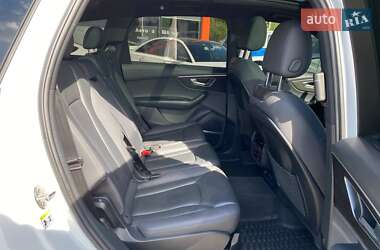 Внедорожник / Кроссовер Audi Q7 2020 в 
