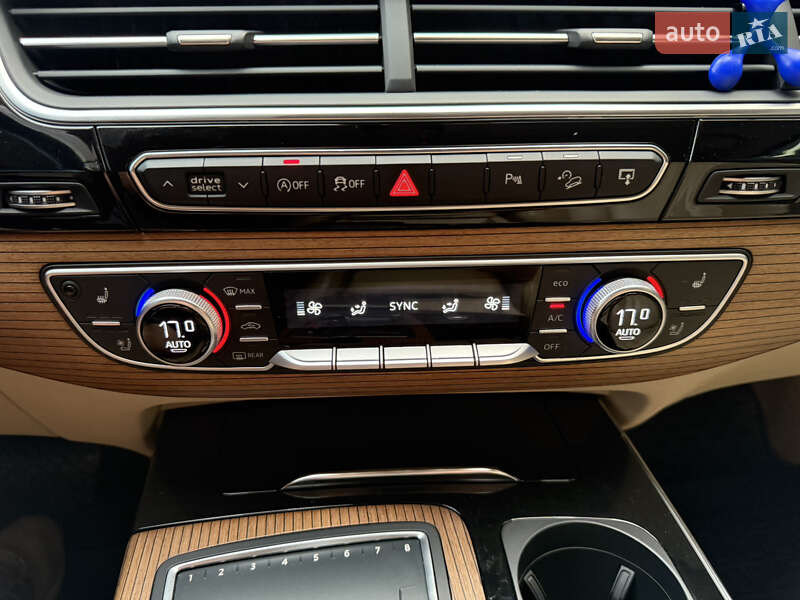 Внедорожник / Кроссовер Audi Q7 2016 в Ковеле