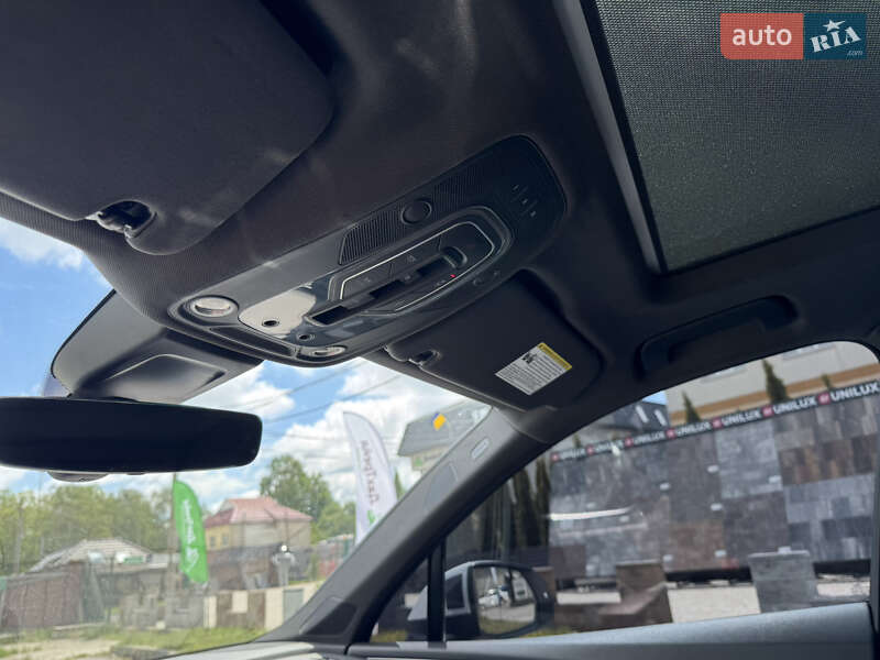 Позашляховик / Кросовер Audi Q7 2017 в Рівному