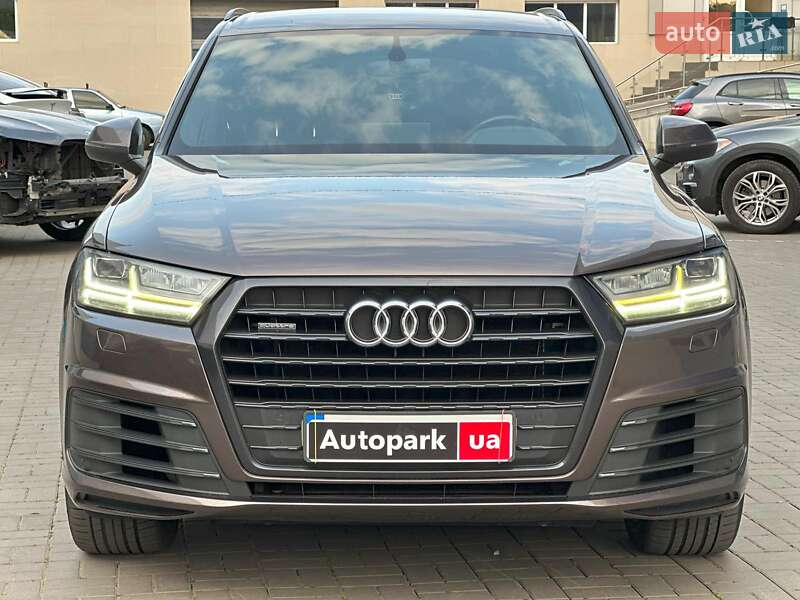 Внедорожник / Кроссовер Audi Q7 2016 в Одессе