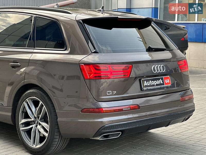 Внедорожник / Кроссовер Audi Q7 2016 в Одессе