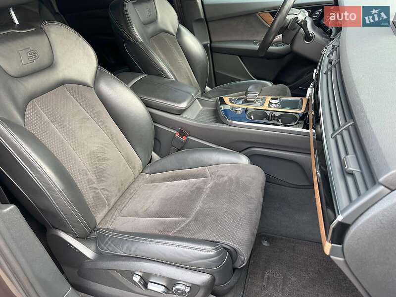 Внедорожник / Кроссовер Audi Q7 2016 в Одессе