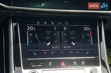 Внедорожник / Кроссовер Audi Q7 2021 в 