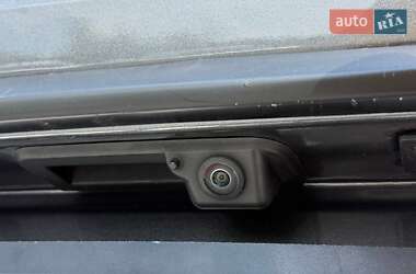 Внедорожник / Кроссовер Audi Q7 2022 в 
