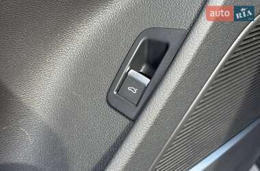 Внедорожник / Кроссовер Audi Q7 2022 в 
