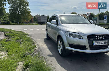 Позашляховик / Кросовер Audi Q7 2007 в 