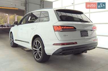 Внедорожник / Кроссовер Audi Q7 2020 в 
