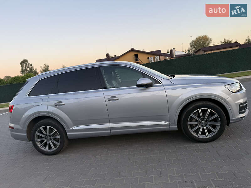 Внедорожник / Кроссовер Audi Q7 2018 в Луцке