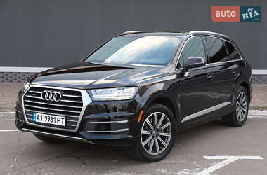 Позашляховик / Кросовер Audi Q7 2017 в 