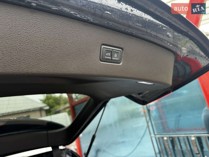 Внедорожник / Кроссовер Audi Q7 2017 в Львове
