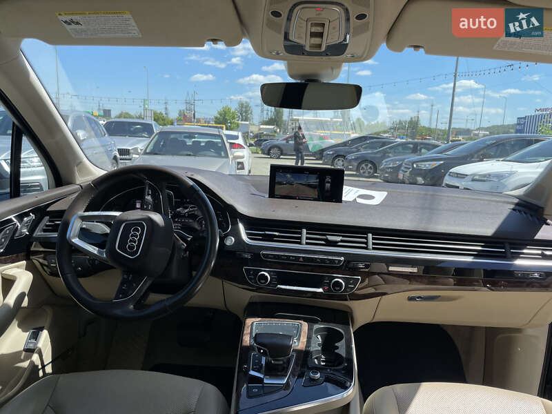 Внедорожник / Кроссовер Audi Q7 2016 в Львове
