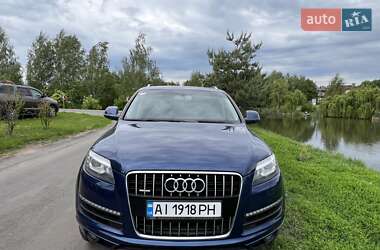 Позашляховик / Кросовер Audi Q7 2015 в Києві