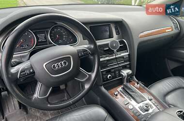 Внедорожник / Кроссовер Audi Q7 2015 в 