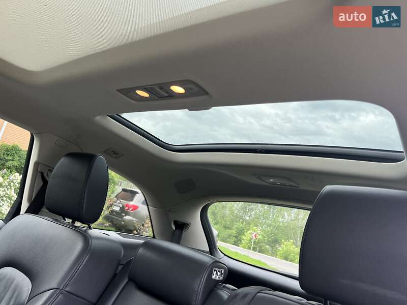 Внедорожник / Кроссовер Audi Q7 2015 в Киеве