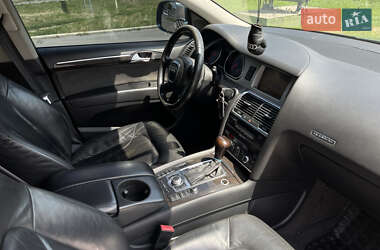 Внедорожник / Кроссовер Audi Q7 2009 в 