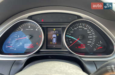 Внедорожник / Кроссовер Audi Q7 2009 в 