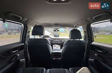 Внедорожник / Кроссовер Audi Q7 2019 в 