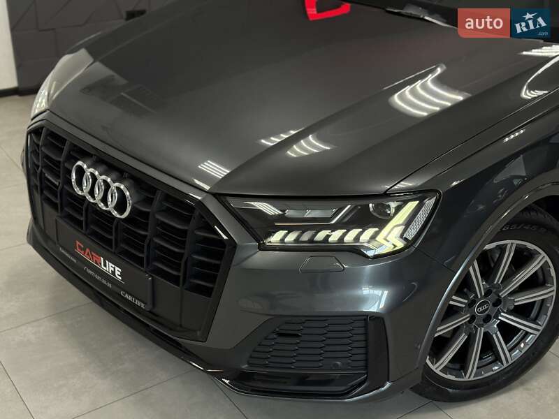 Позашляховик / Кросовер Audi Q7 2021 в Тернополі