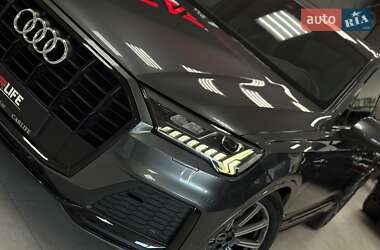 Внедорожник / Кроссовер Audi Q7 2021 в 