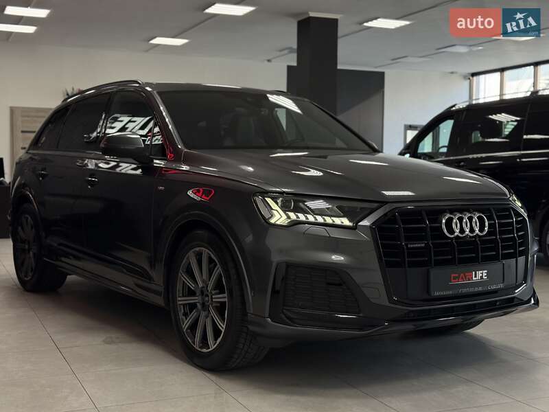 Позашляховик / Кросовер Audi Q7 2021 в Тернополі