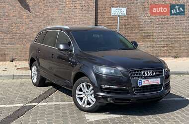 Внедорожник / Кроссовер Audi Q7 2007 в 