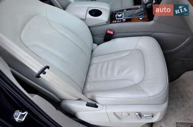 Внедорожник / Кроссовер Audi Q7 2013 в 