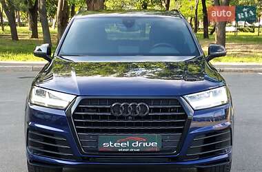 Внедорожник / Кроссовер Audi Q7 2019 в 