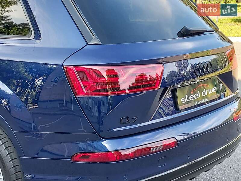 Позашляховик / Кросовер Audi Q7 2019 в Миколаєві
