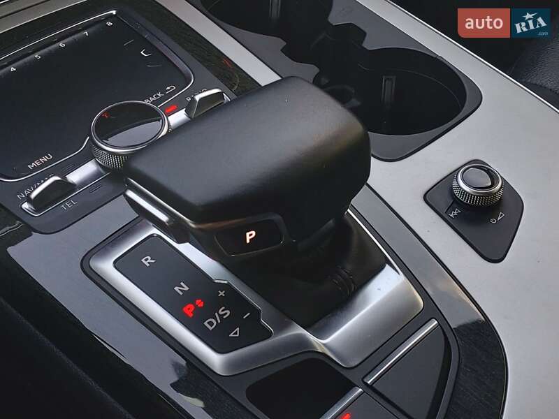 Позашляховик / Кросовер Audi Q7 2019 в Миколаєві