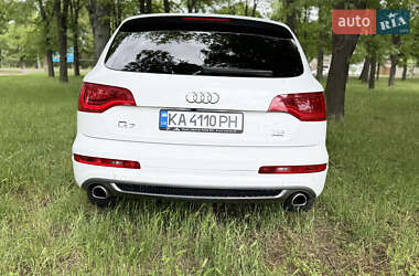 Внедорожник / Кроссовер Audi Q7 2012 в 