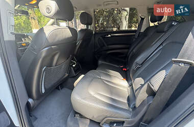 Внедорожник / Кроссовер Audi Q7 2012 в 