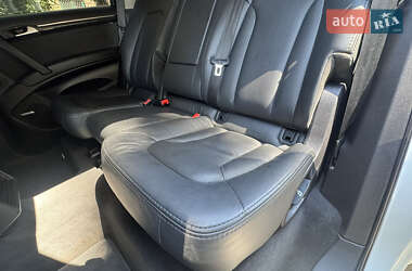 Внедорожник / Кроссовер Audi Q7 2012 в 