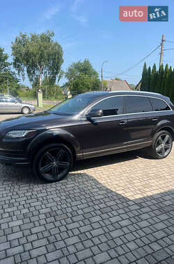 Внедорожник / Кроссовер Audi Q7 2014 в 