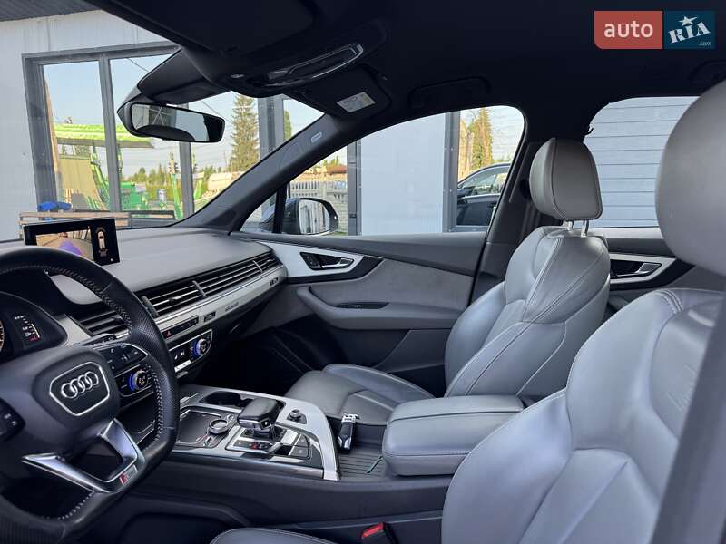 Внедорожник / Кроссовер Audi Q7 2016 в Тернополе