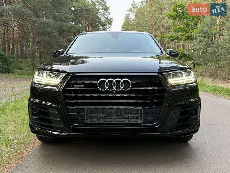 Внедорожник / Кроссовер Audi Q7 2019 в Киеве