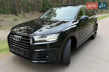 Внедорожник / Кроссовер Audi Q7 2019 в 