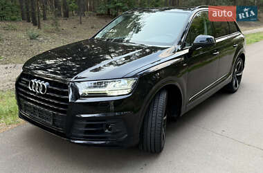 Внедорожник / Кроссовер Audi Q7 2019 в 