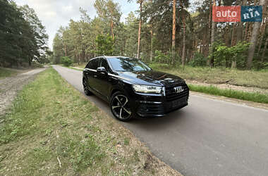 Внедорожник / Кроссовер Audi Q7 2019 в 