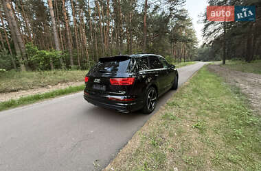 Внедорожник / Кроссовер Audi Q7 2019 в 